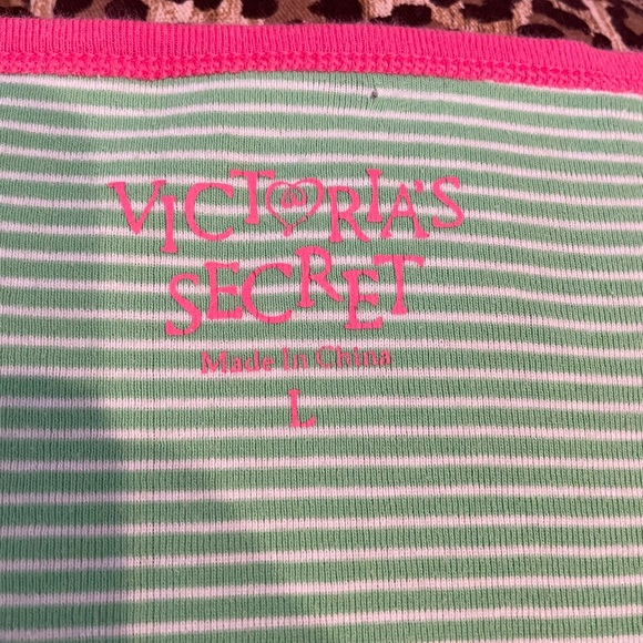 Large Victoria’s Secret Night Shirt Pajama - Picture 3 of 3